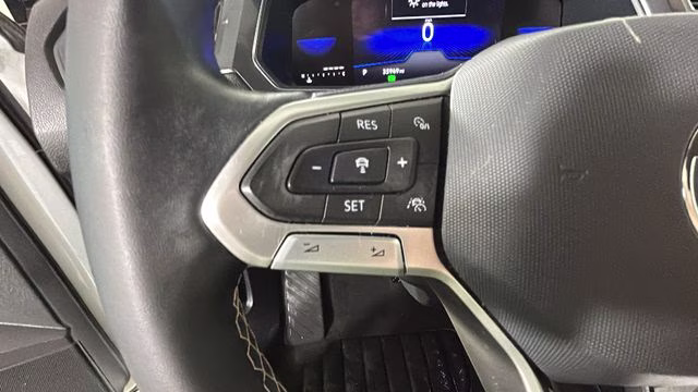 2023 Opal White Pearl Volkswagen Tiguan 2.0T SE FWD SUV