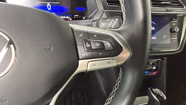 2023 Opal White Pearl Volkswagen Tiguan 2.0T SE FWD SUV