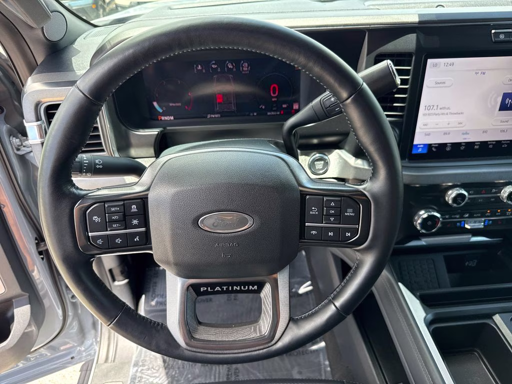 2025 Glacier Gray Metallic Tri-Coat Ford Super Duty F-250 SRW Platinum 4X4 Truck