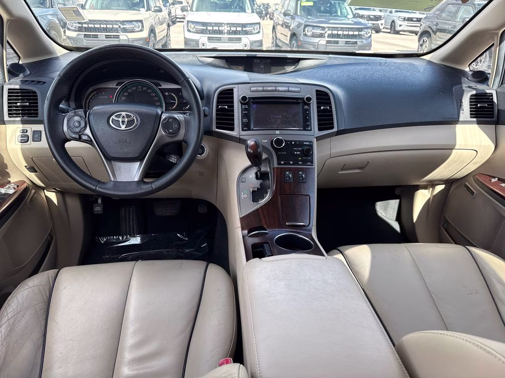 2013 Blizzard Pearl Toyota Venza XLE FWD SUV
