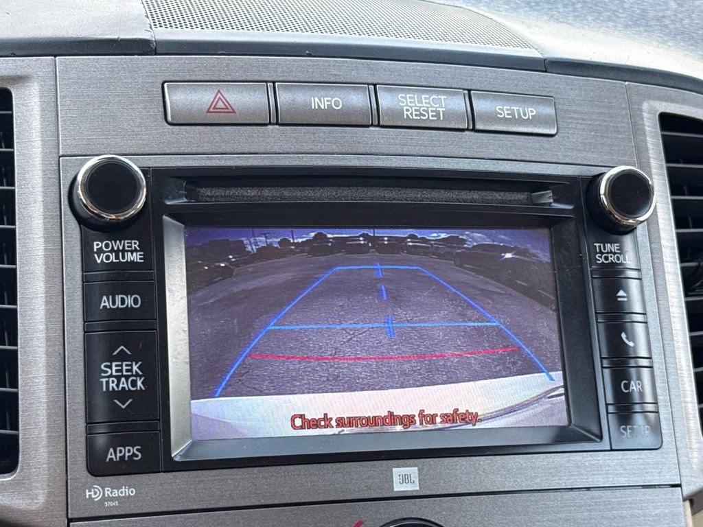 2013 Blizzard Pearl Toyota Venza XLE FWD SUV