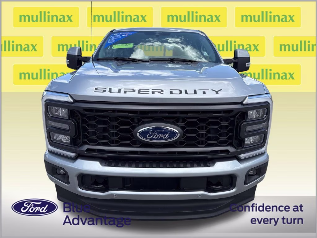 2023 Iconic Silver Metallic Ford Super Duty F-250 SRW Lariat 4X4 Truck