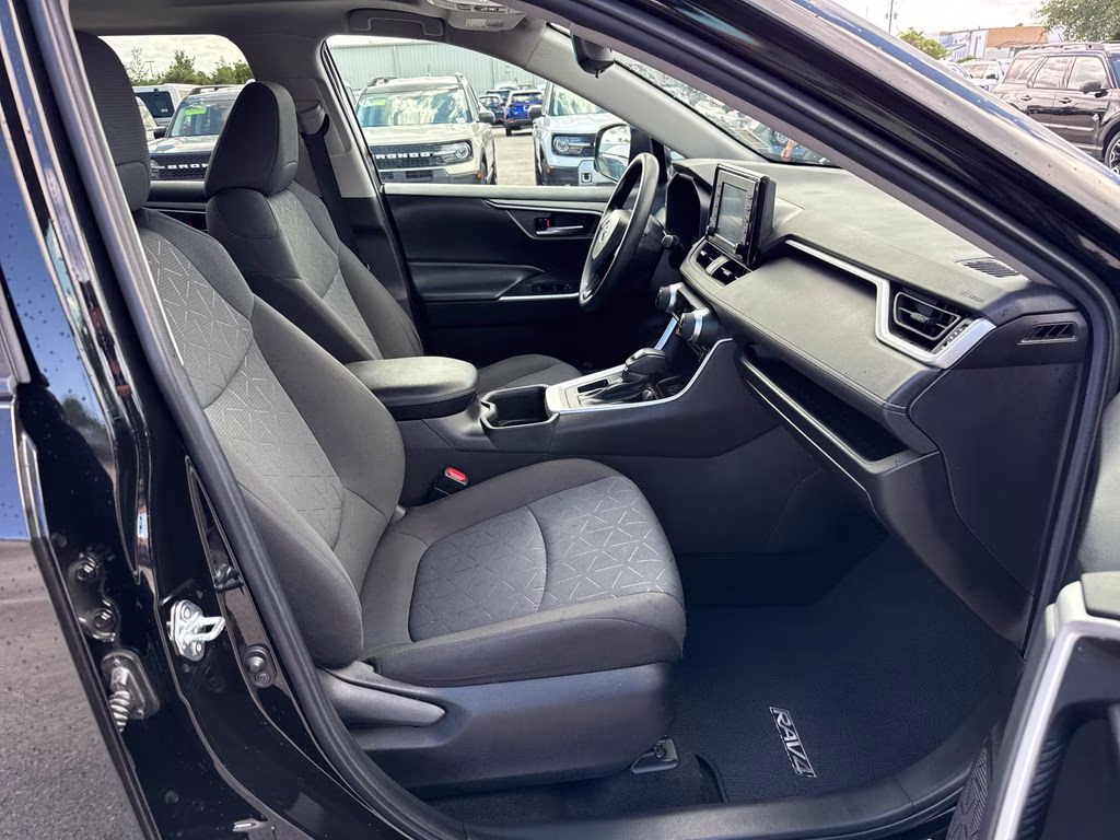 2022 Midnight Black Metallic Toyota RAV4 XLE FWD SUV