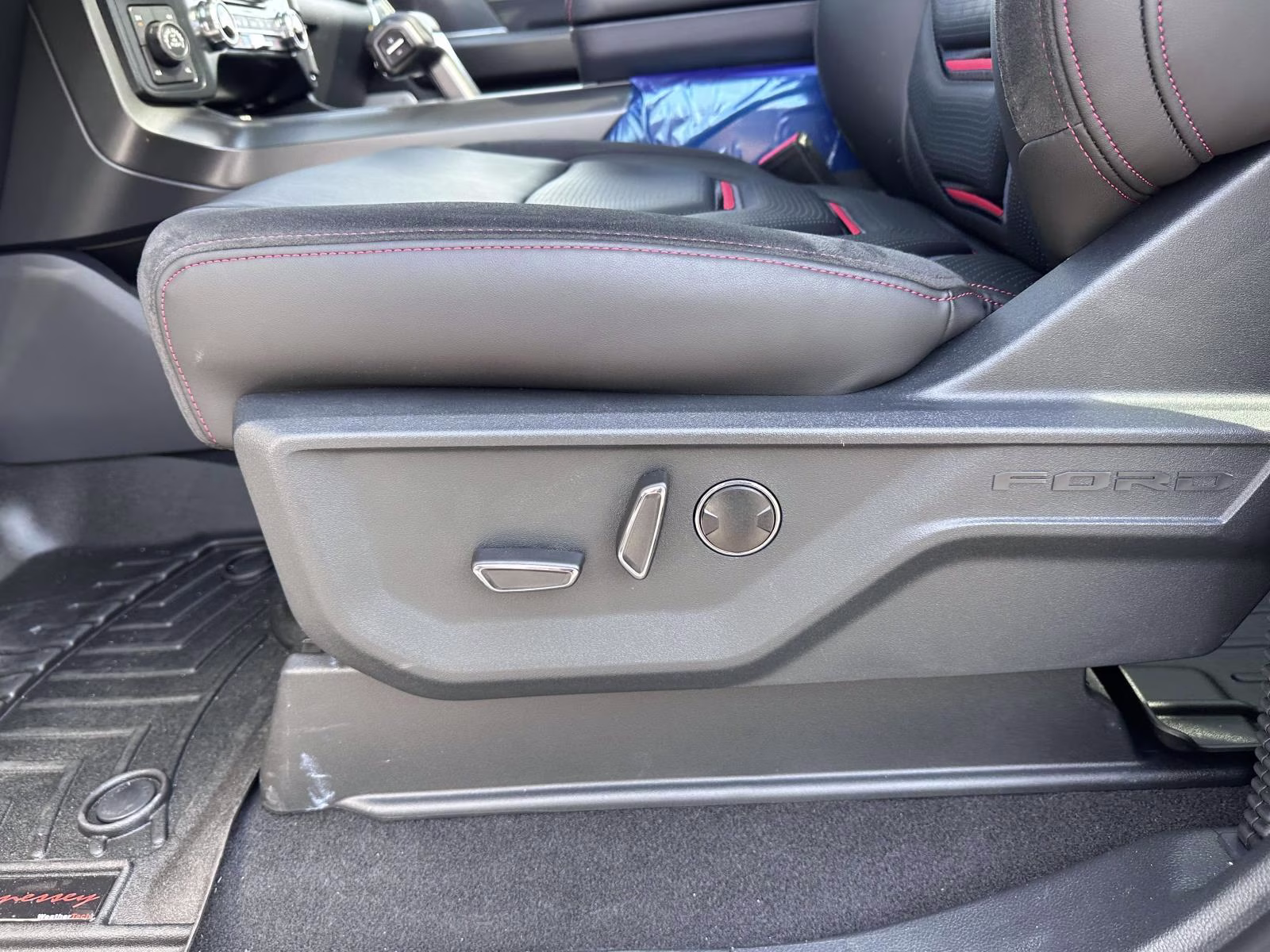 2026 Avalanche Ford F-150 Lariat Hennessey Venom 800 4X4 Truck