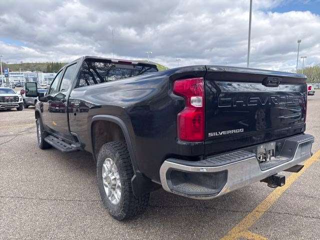 2022 Black Chevrolet Silverado 2500HD LT 4X4 Truck