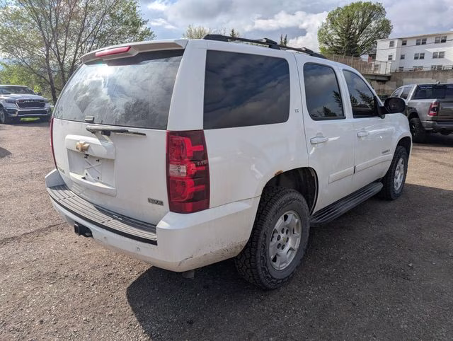 2009 Summit White Chevrolet Tahoe LT 4X4 SUV