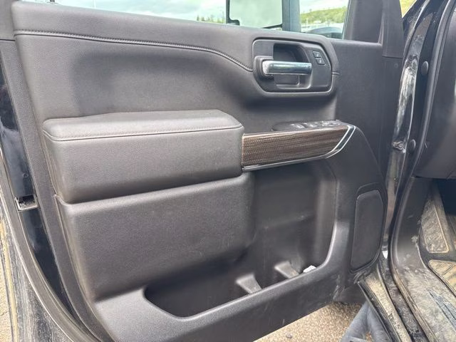 2022 Black Chevrolet Silverado 2500HD LT 4X4 Truck