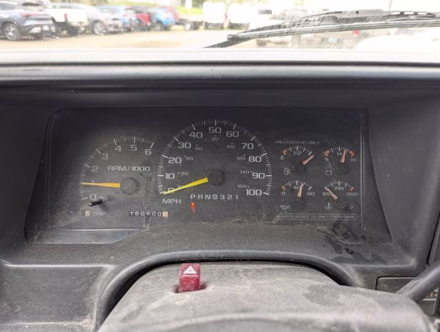 1998 Light Pewter Metallic Chevrolet C/K 1500 Base 4X4 Truck
