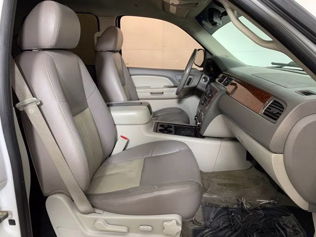 2009 Summit White Chevrolet Tahoe LT 4X4 SUV