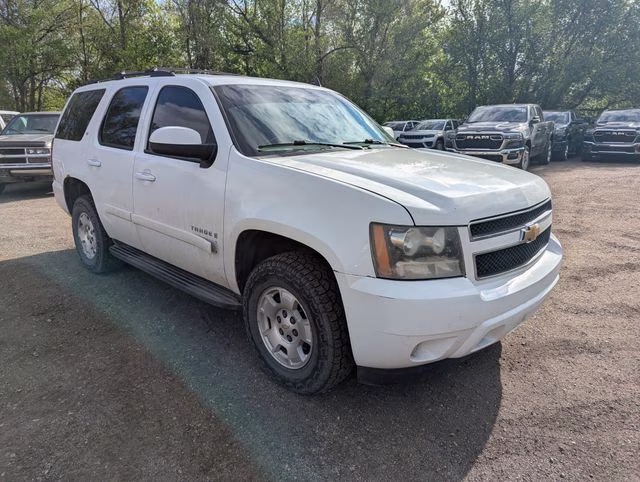 2009 Summit White Chevrolet Tahoe LT 4X4 SUV