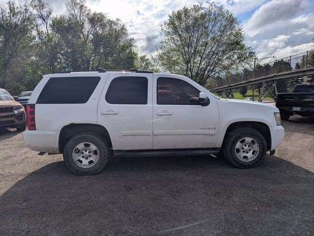 2009 Summit White Chevrolet Tahoe LT 4X4 SUV