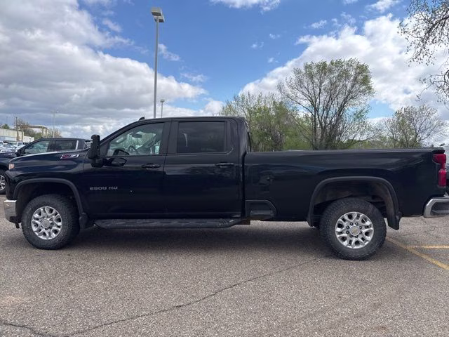 2022 Black Chevrolet Silverado 2500HD LT 4X4 Truck