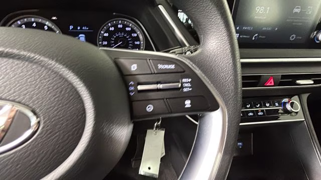 2023 Portofino Gray Hyundai Sonata SE FWD Sedan