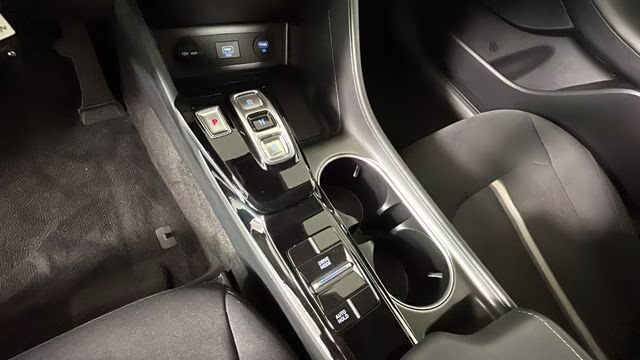 2023 Portofino Gray Hyundai Sonata SE FWD Sedan