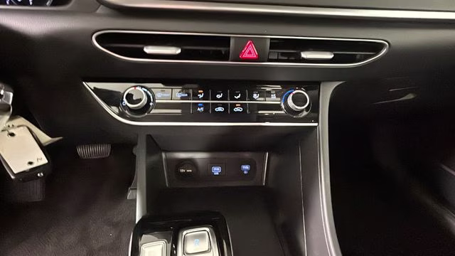 2023 Portofino Gray Hyundai Sonata SE FWD Sedan