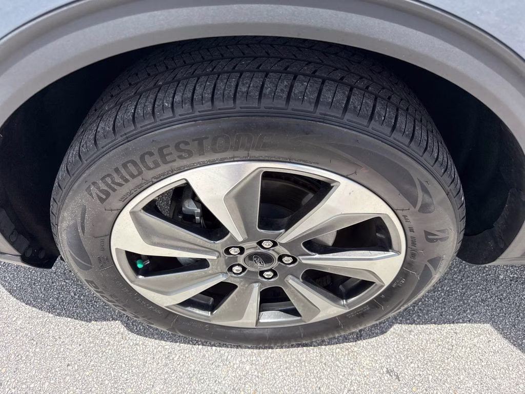 2024 Vapor Blue Metallic Ford Escape Platinum AWD SUV