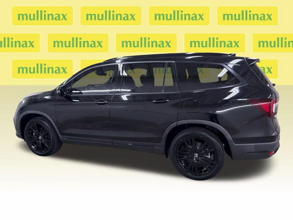 2022 Crystal Black Pearl Honda Pilot Black Edition AWD SUV