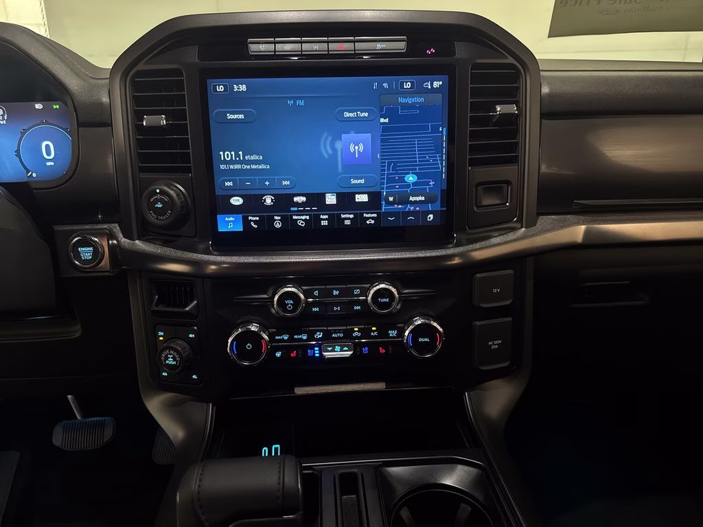 2024 Agate Black Metallic Ford F-150 Lariat 4X4 Truck