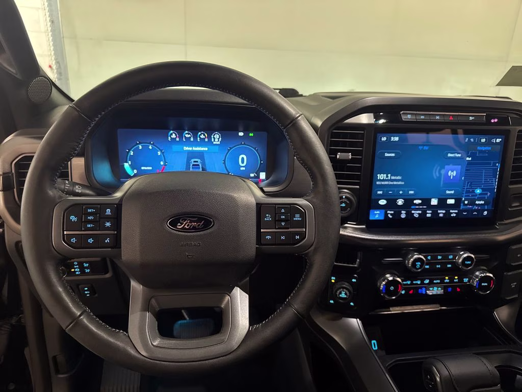 2024 Agate Black Metallic Ford F-150 Lariat 4X4 Truck