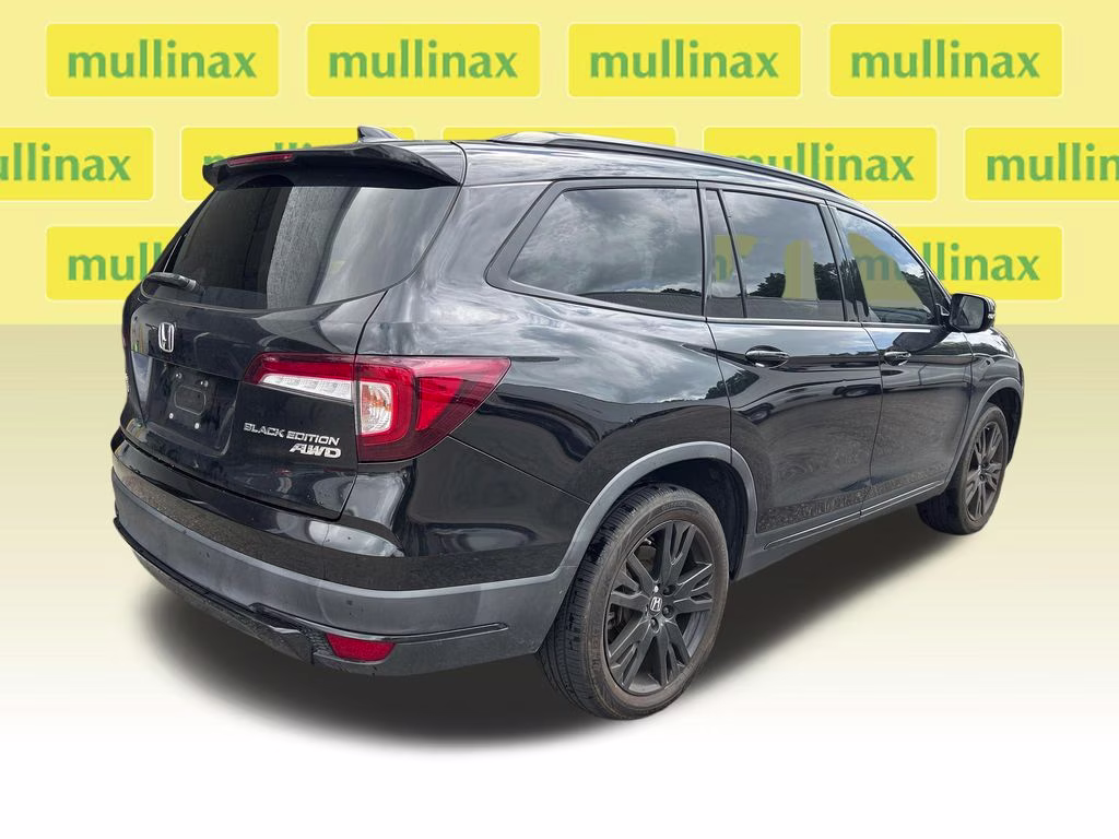 2022 Crystal Black Pearl Honda Pilot Black Edition AWD SUV