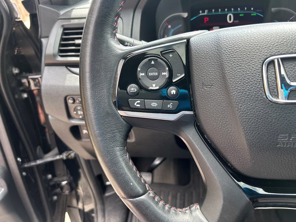 2022 Crystal Black Pearl Honda Pilot Black Edition AWD SUV