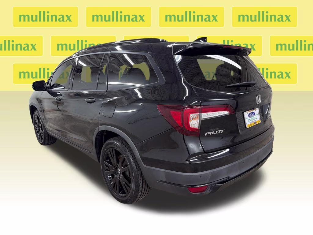 2022 Crystal Black Pearl Honda Pilot Black Edition AWD SUV