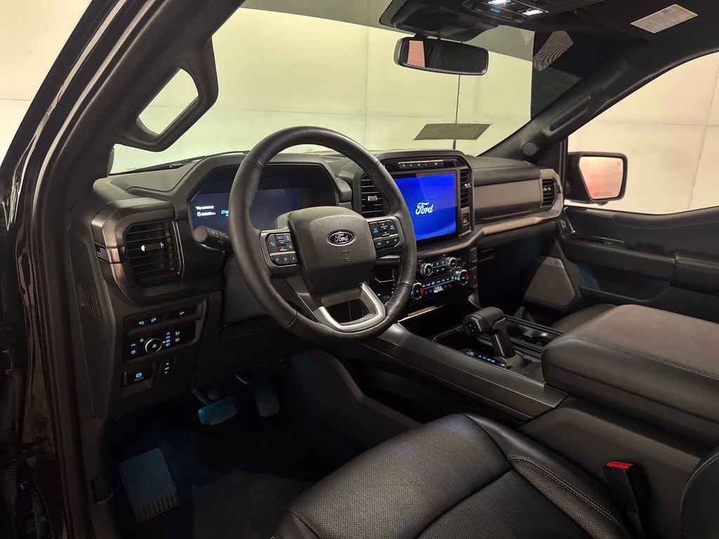 2024 Agate Black Metallic Ford F-150 Lariat 4X4 Truck