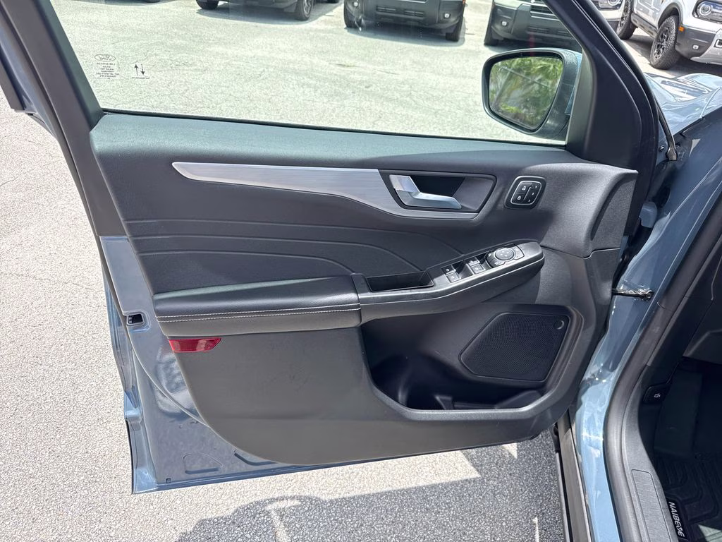 2024 Vapor Blue Metallic Ford Escape Platinum AWD SUV