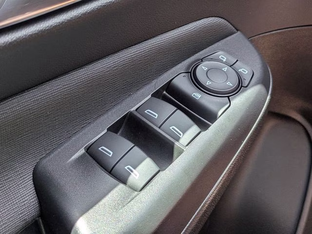 2025 Cinnabar Metallic Buick Envista Preferred FWD SUV