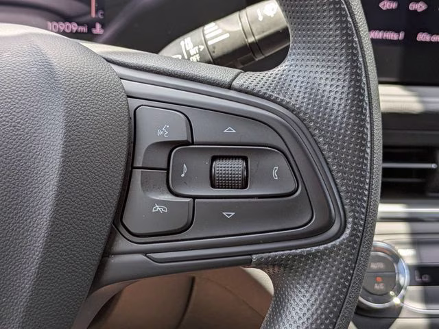 2025 Cinnabar Metallic Buick Envista Preferred FWD SUV