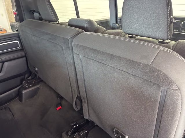 2019 Diamond Black Crystal Pearlcoat Ram 1500 Big Horn 4X4 Truck