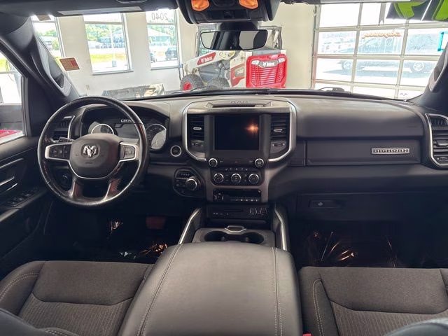 2019 Diamond Black Crystal Pearlcoat Ram 1500 Big Horn 4X4 Truck