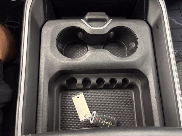 2019 Diamond Black Crystal Pearlcoat Ram 1500 Big Horn 4X4 Truck