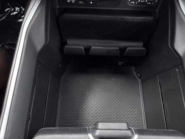 2019 Diamond Black Crystal Pearlcoat Ram 1500 Big Horn 4X4 Truck