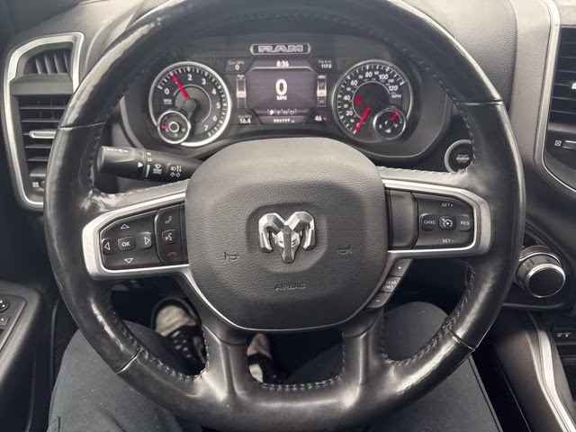 2019 Diamond Black Crystal Pearlcoat Ram 1500 Big Horn 4X4 Truck