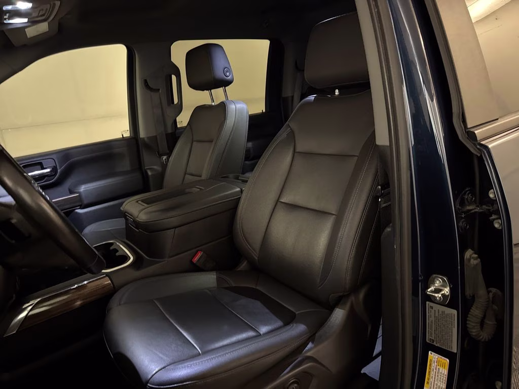 2022 Northsky Blue Metallic Chevrolet Silverado 3500HD LT 4X4 Truck