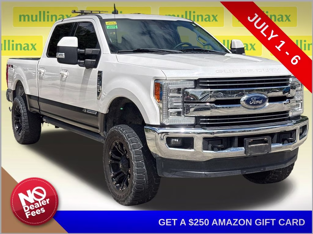 2019 White Platinum Clearcoat Metallic Ford Super Duty F-250 SRW Lariat 4X4 Truck