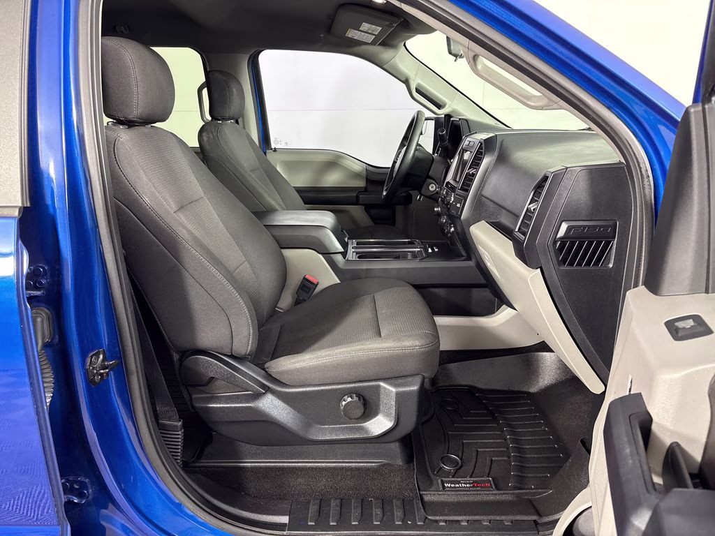 2018 Lightning Blue Ford F-150 XL 4X4 Truck