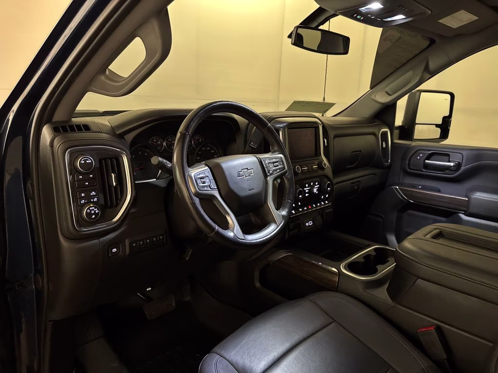 2022 Northsky Blue Metallic Chevrolet Silverado 3500HD LT 4X4 Truck