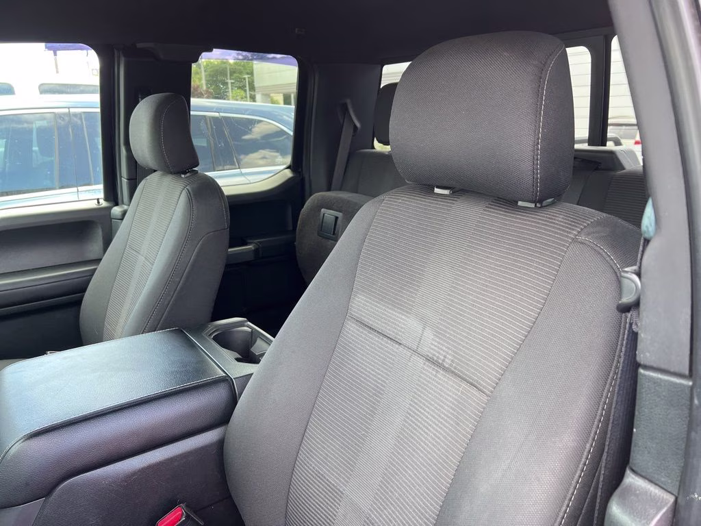 2016 Shadow Black Ford F-150 XLT 4X4 Truck