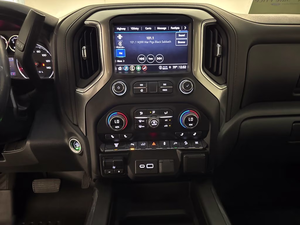 2022 Northsky Blue Metallic Chevrolet Silverado 3500HD LT 4X4 Truck