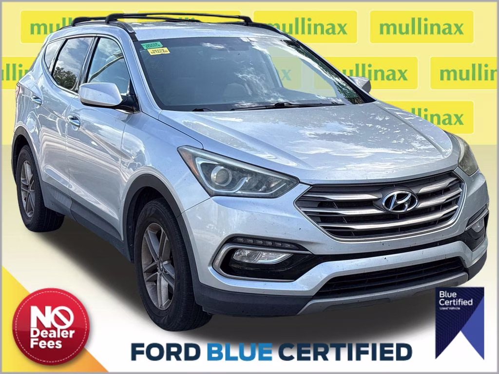 2017 Sparkling Silver Hyundai Santa Fe Sport 2.4 Base FWD SUV