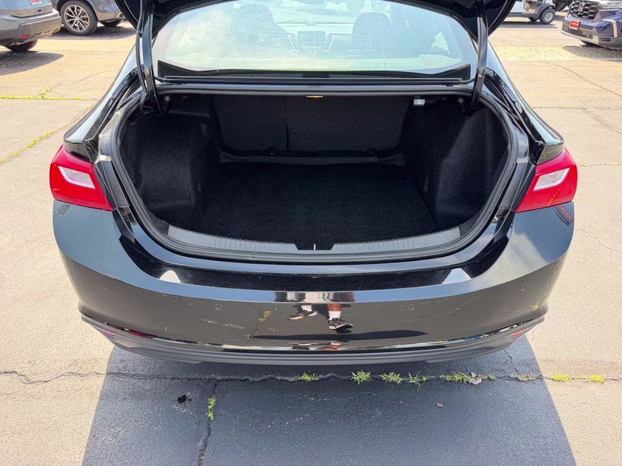 2024 Mosaic Black Metallic Chevrolet Malibu LT 1LT FWD Sedan