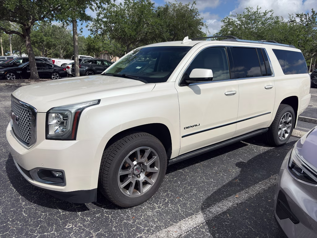 2015 White Diamond Tricoat GMC Yukon XL Denali 4X4 SUV
