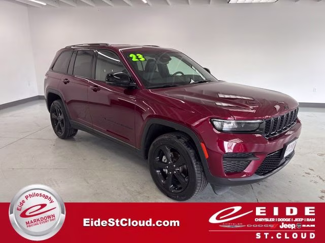2023 Jeep Grand Cherokee Altitude 4x4's photo