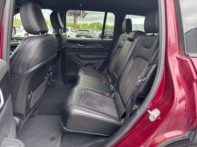 2023 Velvet Red Pearlcoat Jeep Grand Cherokee Altitude X 4X4 SUV