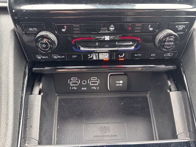 2023 Velvet Red Pearlcoat Jeep Grand Cherokee Altitude X 4X4 SUV