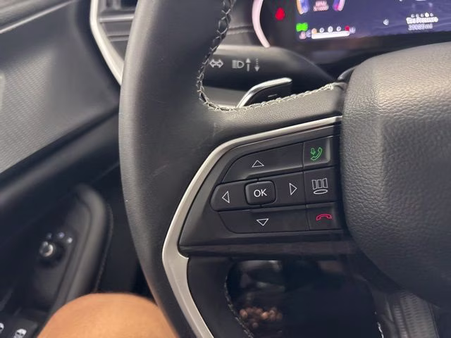 2023 Velvet Red Pearlcoat Jeep Grand Cherokee Altitude X 4X4 SUV