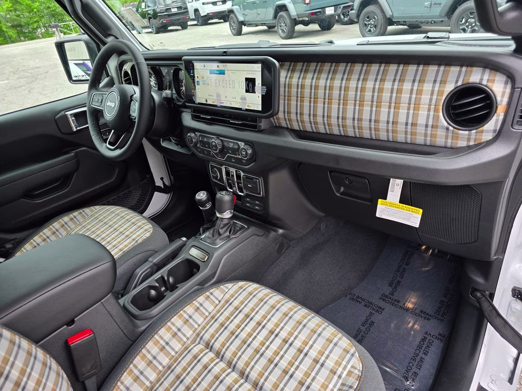 2026 Bright White Clearcoat Jeep Wrangler 4X4 SUV