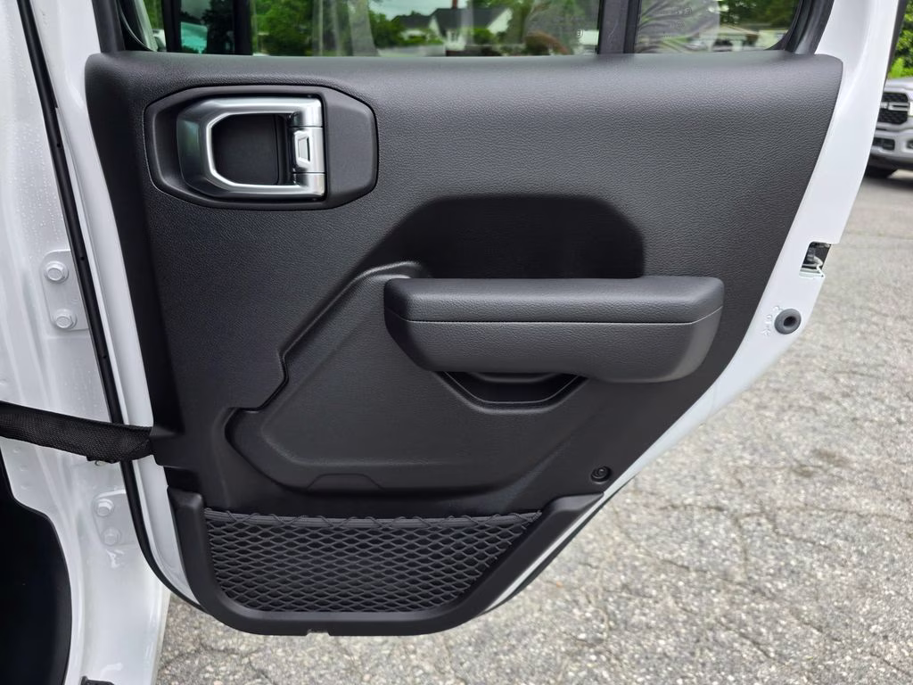 2026 Bright White Clearcoat Jeep Wrangler 4X4 SUV